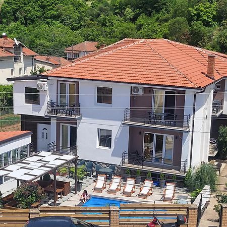 Villa Pegasus Pestani Ohrid Ngoại thất bức ảnh